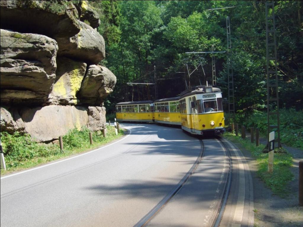 Hotel Garni „Zum Baeren“ บาดชานเดา ภายนอก รูปภาพ